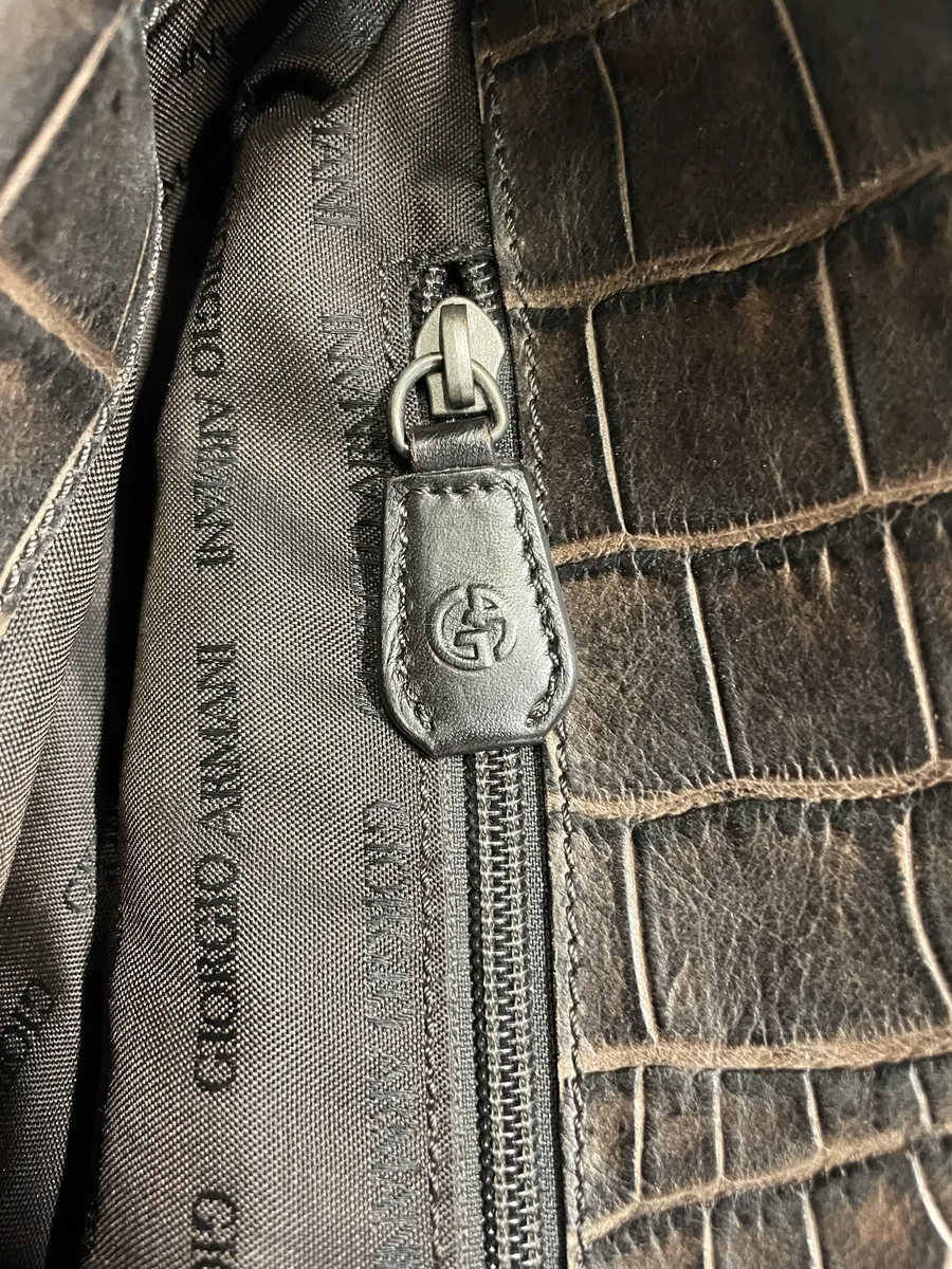 2000s Giorgio Armani Crocodile Effect Leather Messenger Bag - Image 7