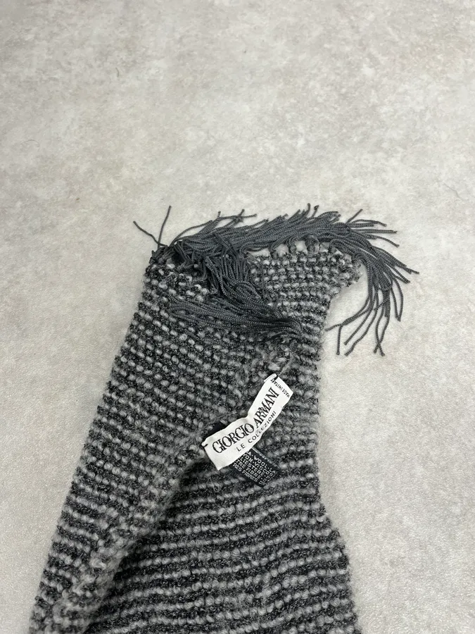2000s Giorgio Armani Grey Cozy Scarf - Image 4
