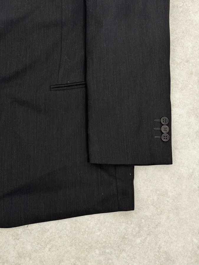 2000s Giorgio Armani Grey Wool Full Italian Suit Set - Image 17