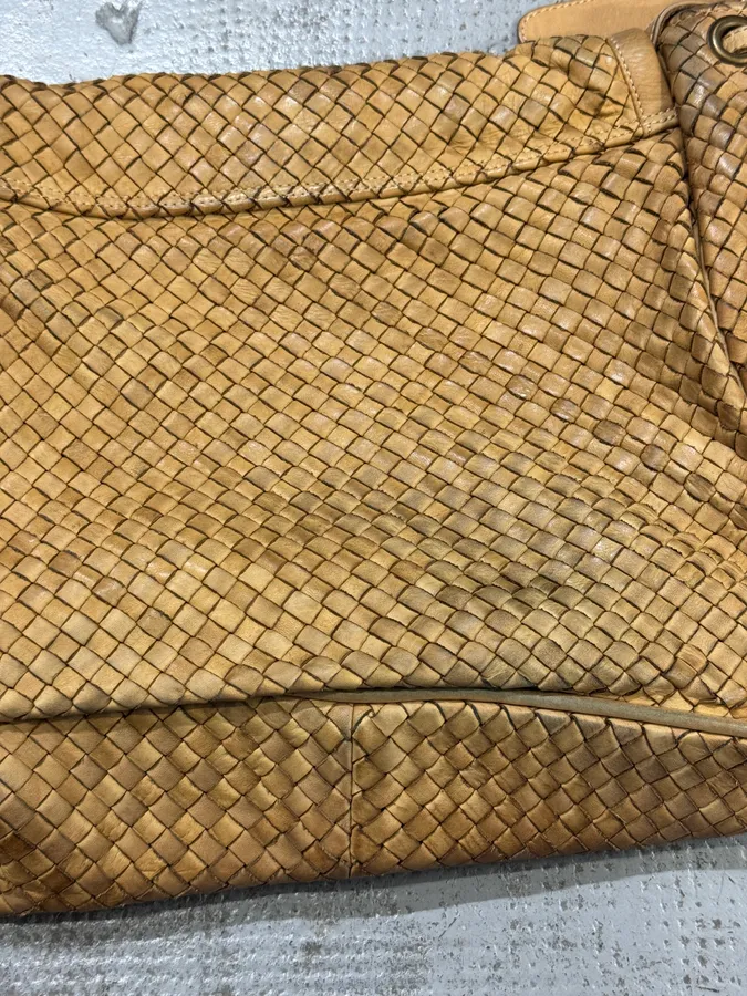 2000s Giorgio Brato Beige Woven Leather Shoulder Bag - Image 6