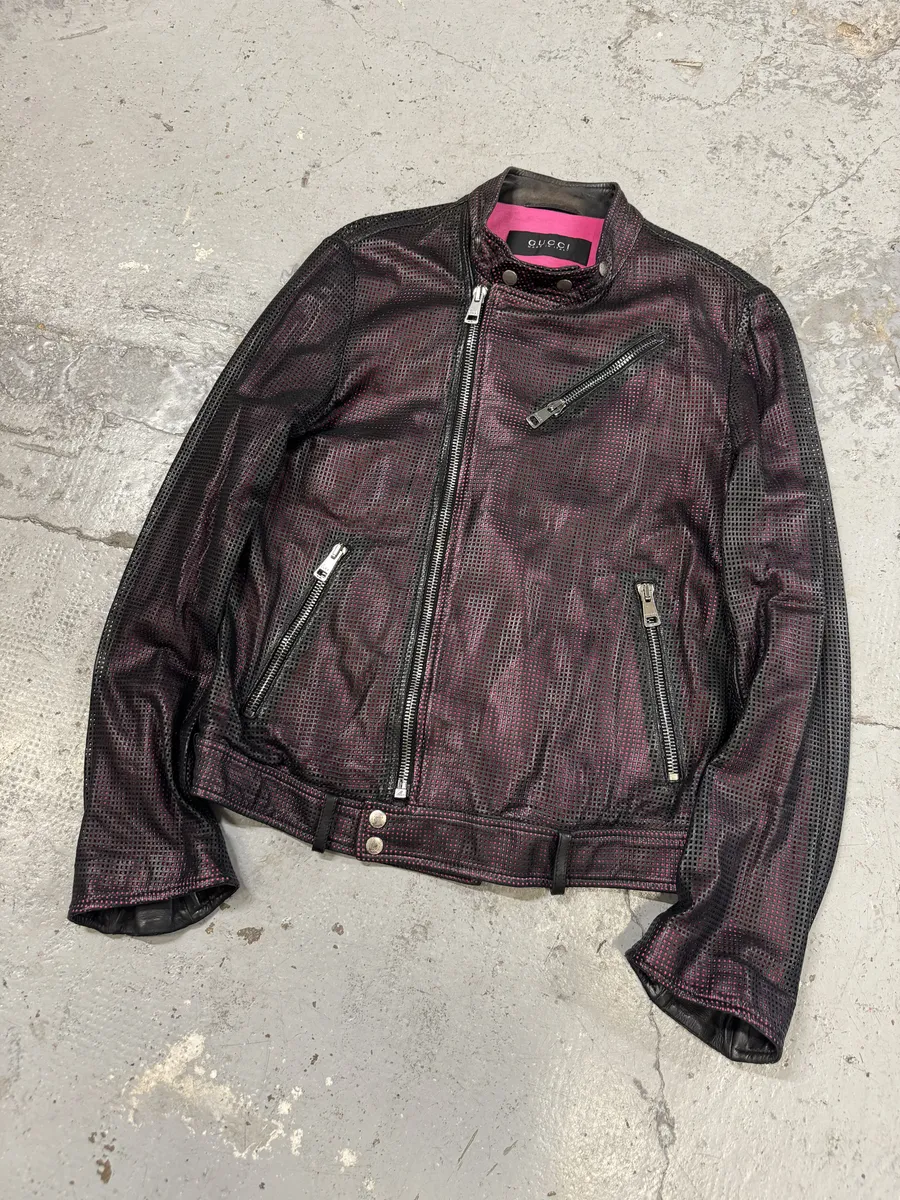 2000s Gucci Asymmetrical Perfored Biker Black & Pink Leather Jacket - Image 5