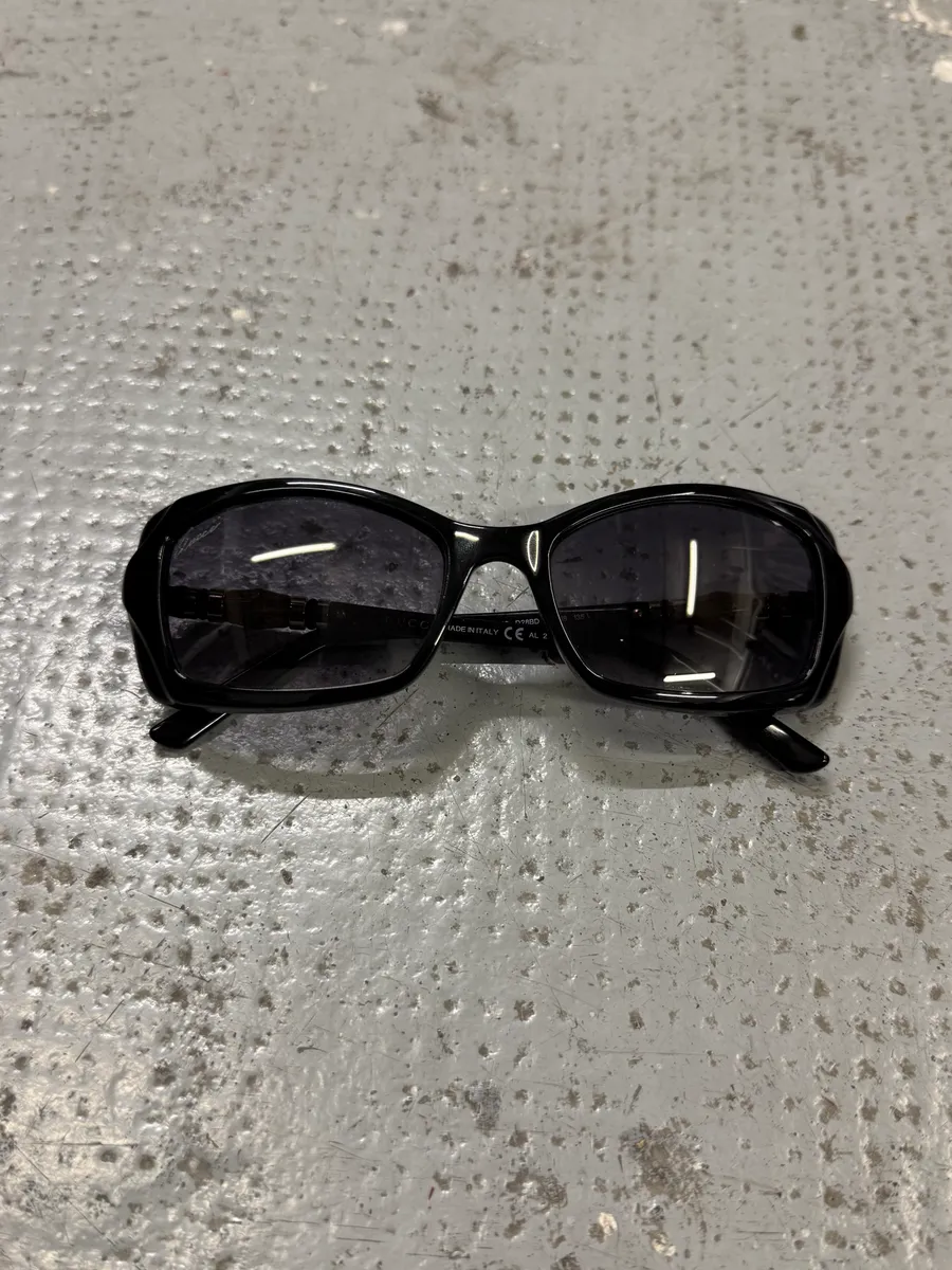 2000s Gucci Bamboo Black Sunglasses - Image 7