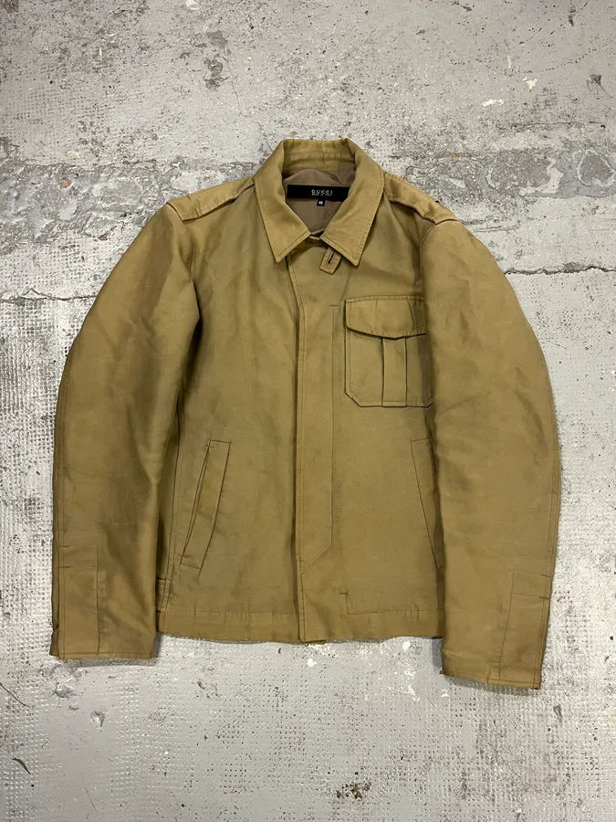 2000s Gucci Beige Classy Buttoned Jacket by Tom Ford - Image 3