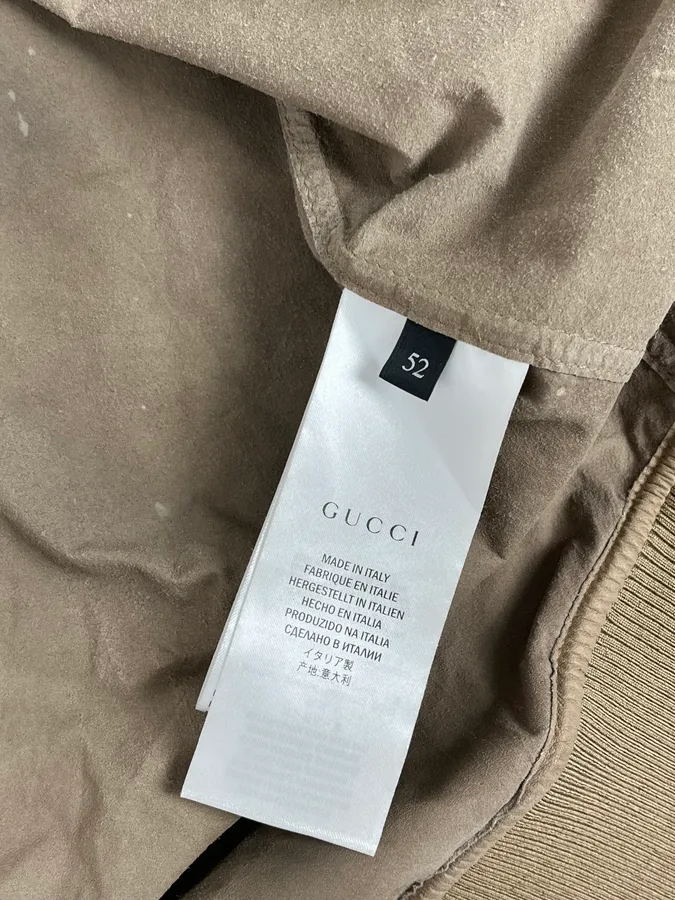 2000s Gucci Beige Leather Bomber Jacket - Image 12