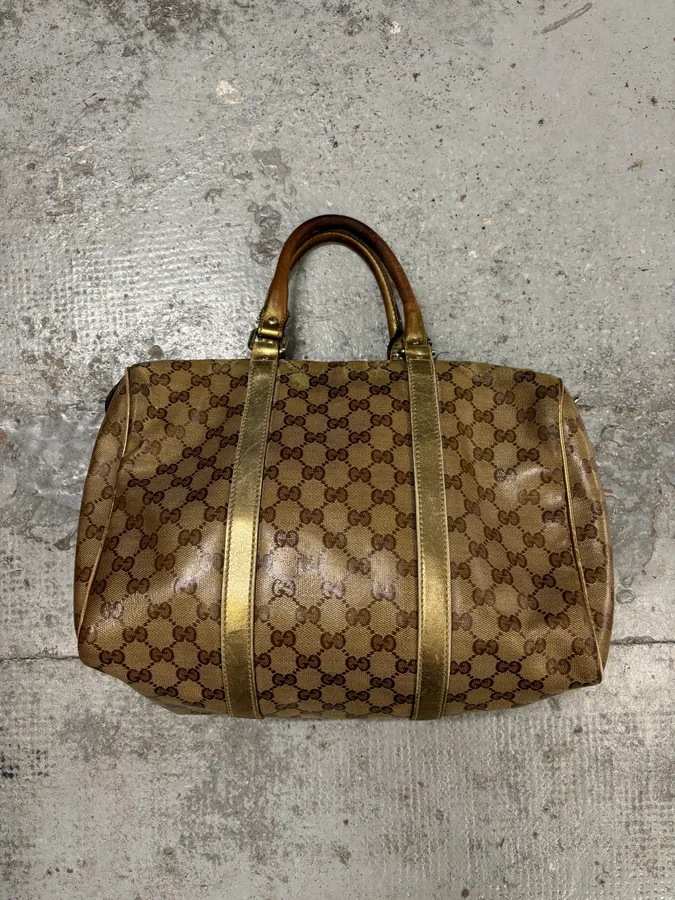2000s Gucci Beige Monogram Canvas Tote Bag - Image 4
