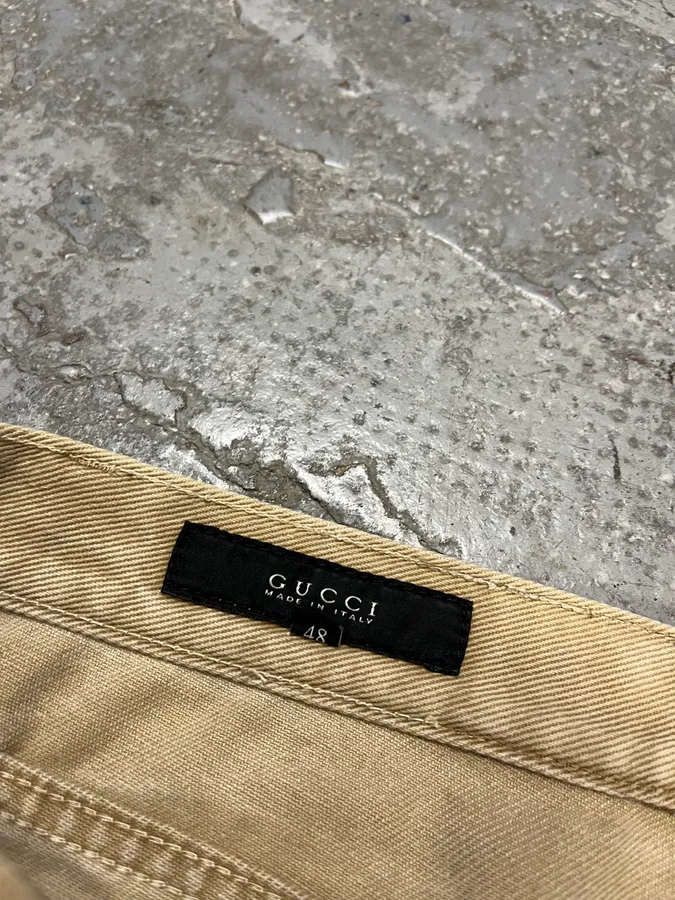 2000s Gucci Beige Relaxed Slim Pants - Image 11