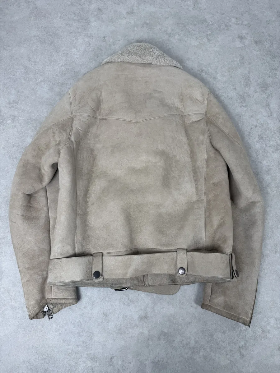 2000s Gucci Beige Shearling Asymmetrical Leather Jacket - Image 5