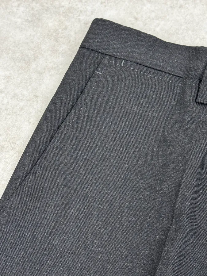 2000s Gucci Black Classy Tailored Blazer & Pants - Image 15