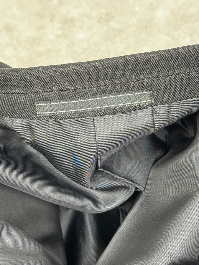 2000s Gucci Black Classy Tailored Blazer & Pants - Image 18