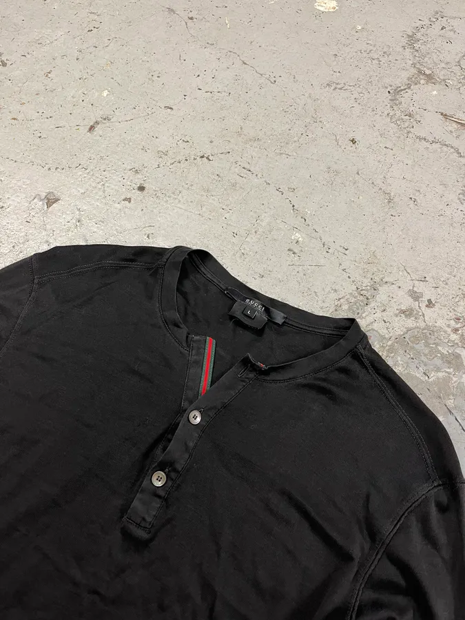 2000s Gucci Black Henley - Image 3