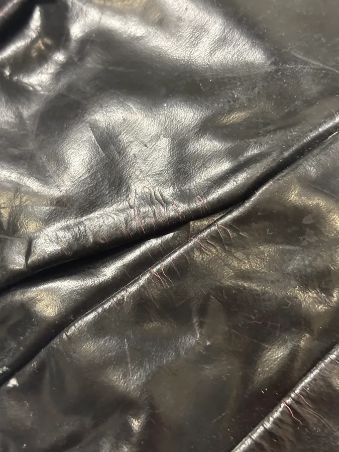 2000s Gucci Black Leather Hysteria Handle Bag - Image 9