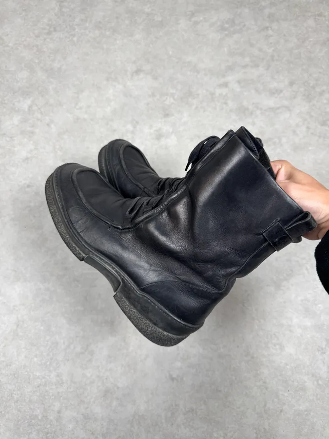2000s Gucci Black Leather Lace-up Boots - Image 4
