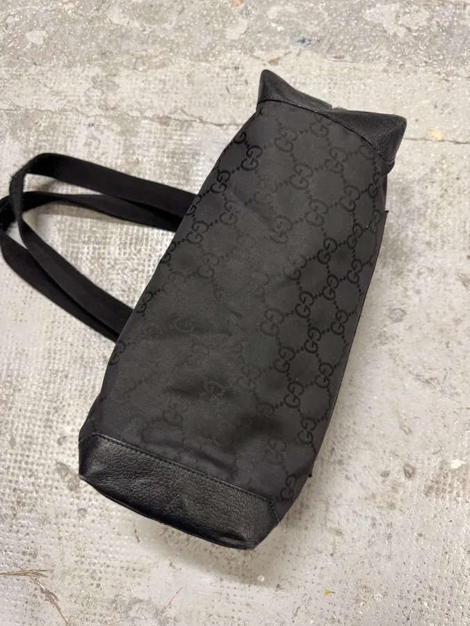 2000s Gucci Black Monogram Handle Bag - Image 7