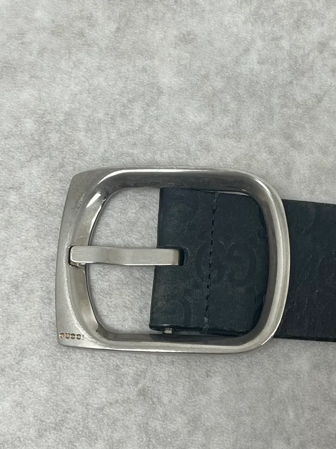 2000s Gucci Black Monogrammed Italian Leather Belt - Image 5