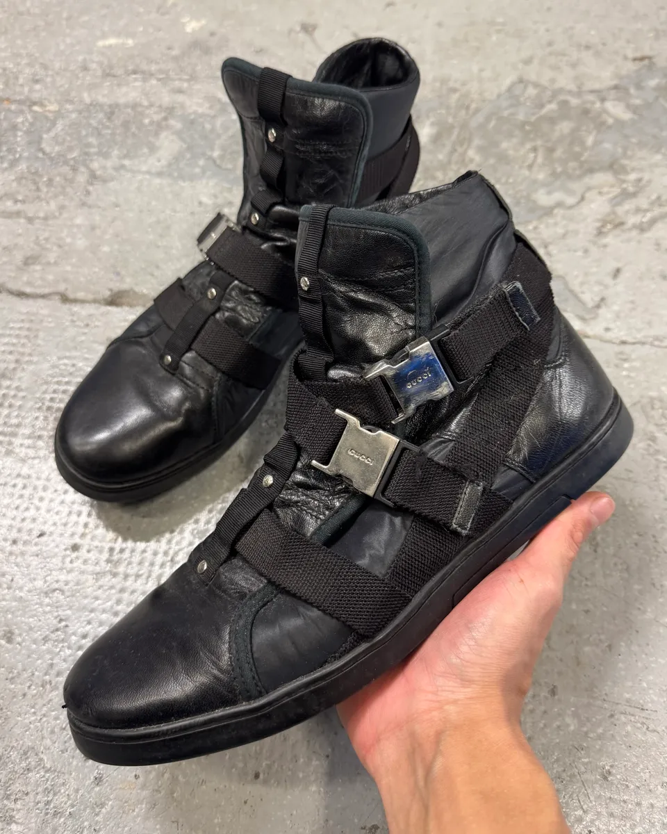 2000s Gucci Black Strap Buckle Mid Sneakers