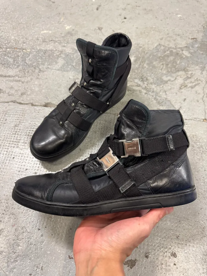 2000s Gucci Black Strap Buckle Mid Sneakers - Image 2