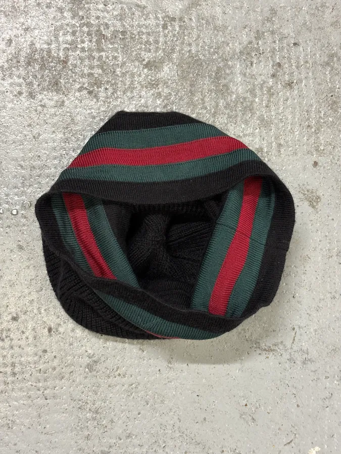 2000s Gucci Black Wool Striped Beanie - Image 7