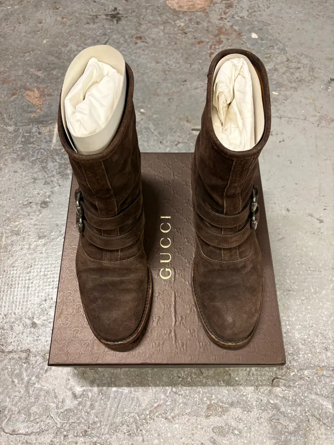 2000s Gucci Brown Biker Buckles Ankle Eroded Suede Leather Boots - Image 2