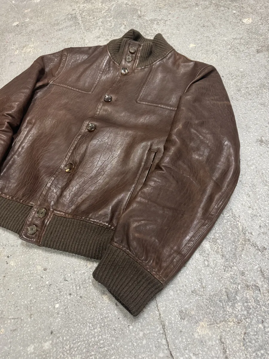 2000s Gucci Brown Buttoned Minimalistic Leather Jacket - Image 12