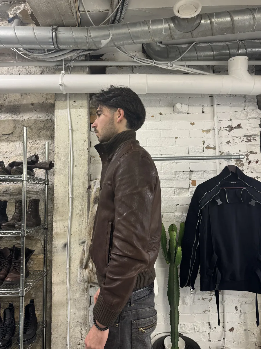 2000s Gucci Brown Buttoned Minimalistic Leather Jacket - Image 5