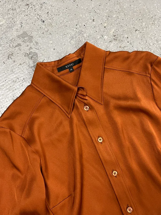 2000s Gucci Brown Camel Silk Shirt - Image 5
