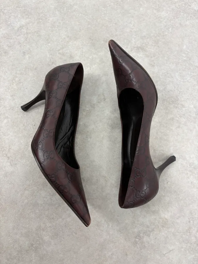 2000s Gucci Brown Monogram Leather Heels - Image 6