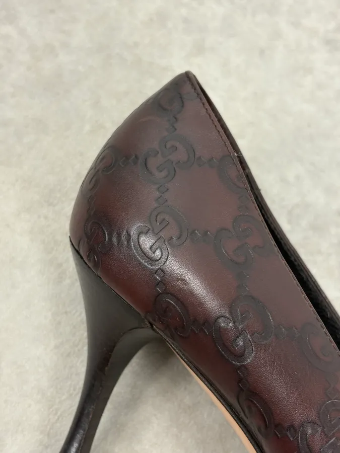2000s Gucci Brown Monogram Leather Heels - Image 7