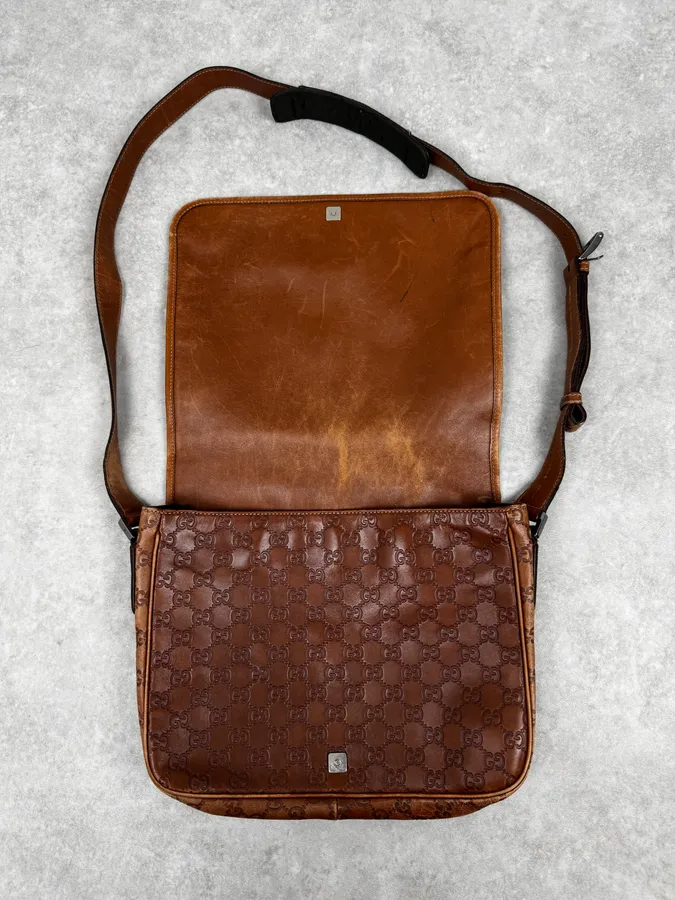 2000s Gucci Brown Monogrammed Leather Shoulder Bag - Image 7