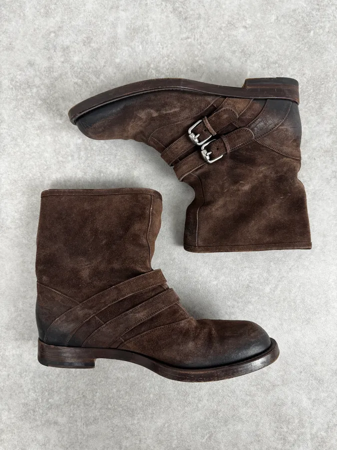 2000s Gucci Brown Suede Biker Double Buckle Boots - Image 2