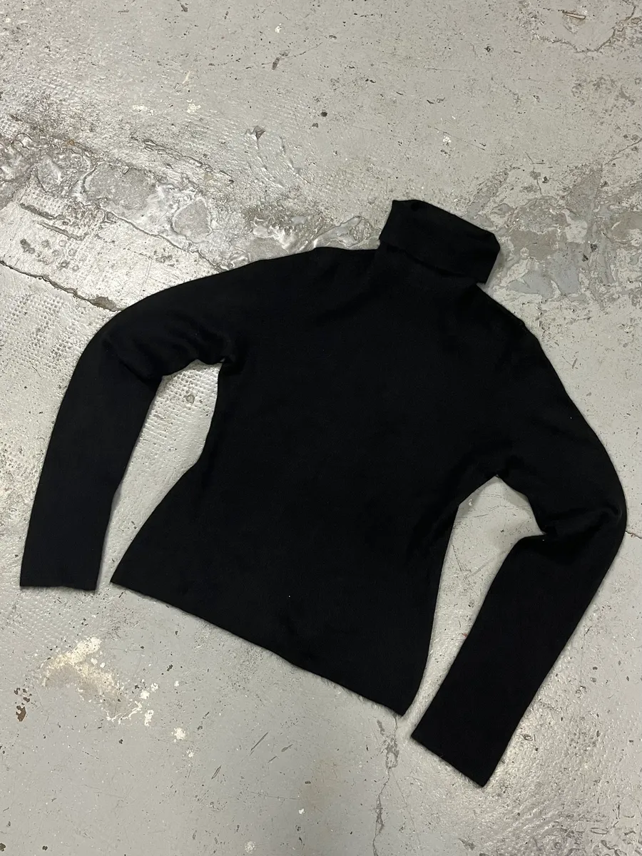 2000s Gucci Cashmere Black Turtleneck - Image 3