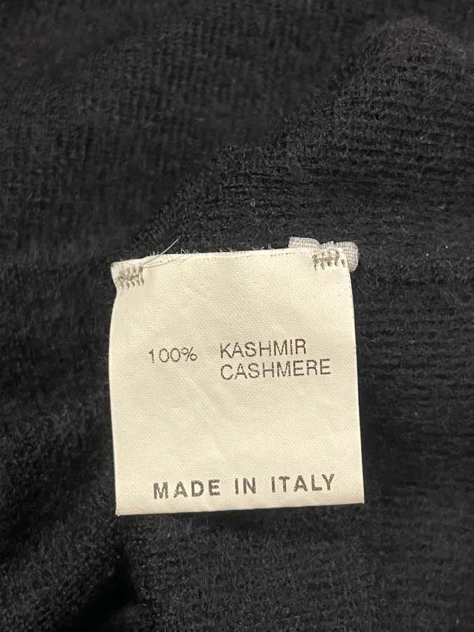 2000s Gucci Cashmere Black Turtleneck - Image 5
