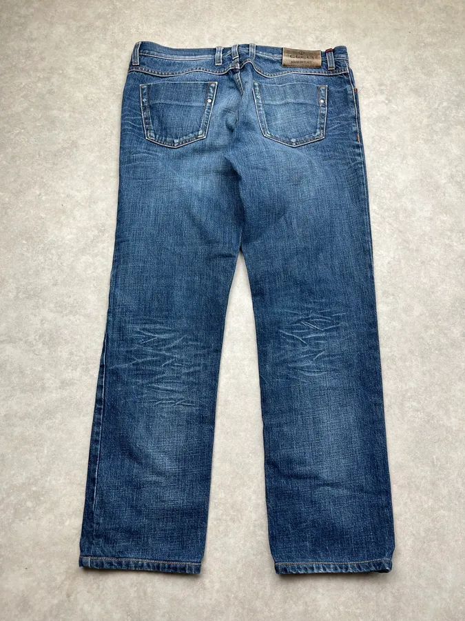 2000s Gucci Classic Blue Denim Jeans - Image 8