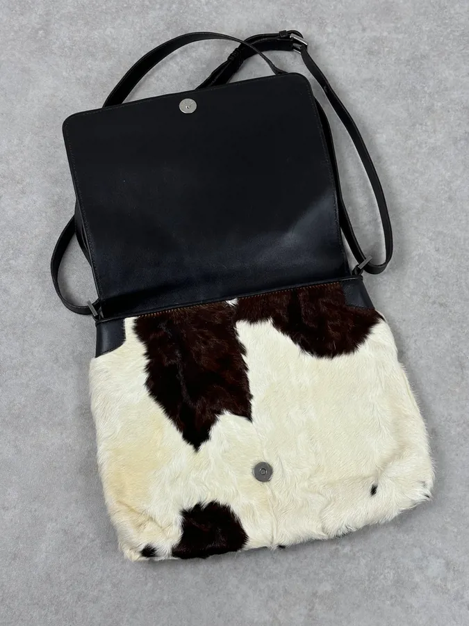 2000s Gucci Creamy Fur Cowhide Effect Shoulder Bag - Image 12