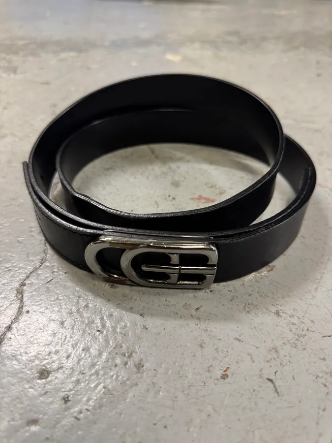 2000s Gucci Double G Black Leather Belt - Image 3