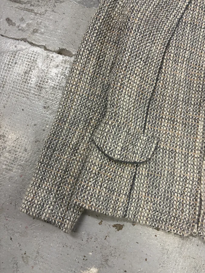2000s Gucci Grey Tweed Minimalist Jacket - Image 8