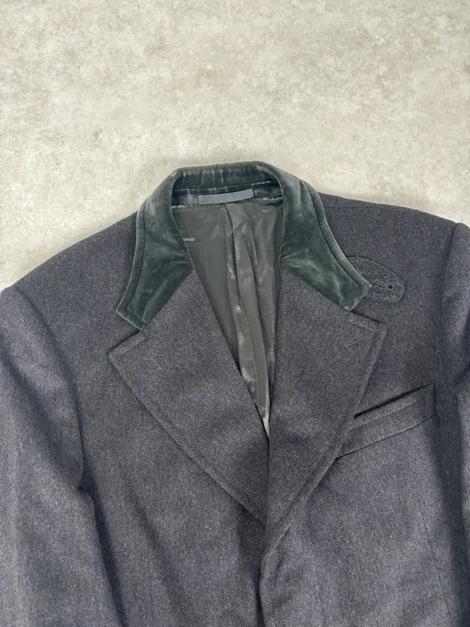2000s Gucci Grey Wool Classy Long Coat - Image 6