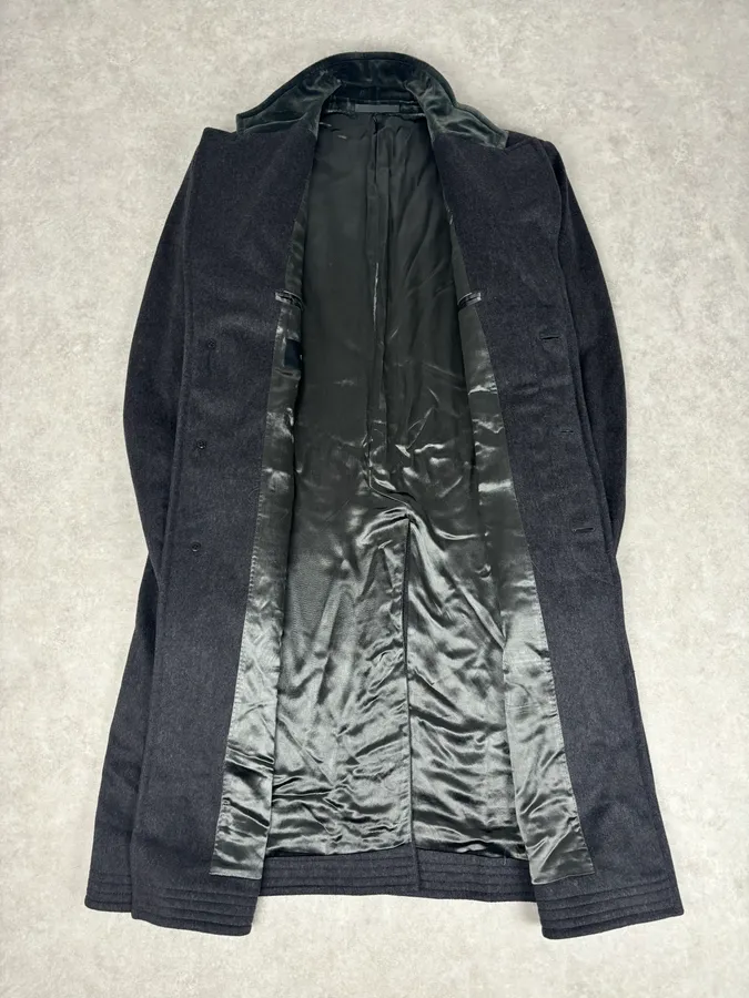 2000s Gucci Grey Wool Classy Long Coat - Image 8