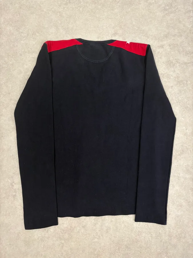 2000s Gucci Navy & Red V-Neck Sweater - Image 6