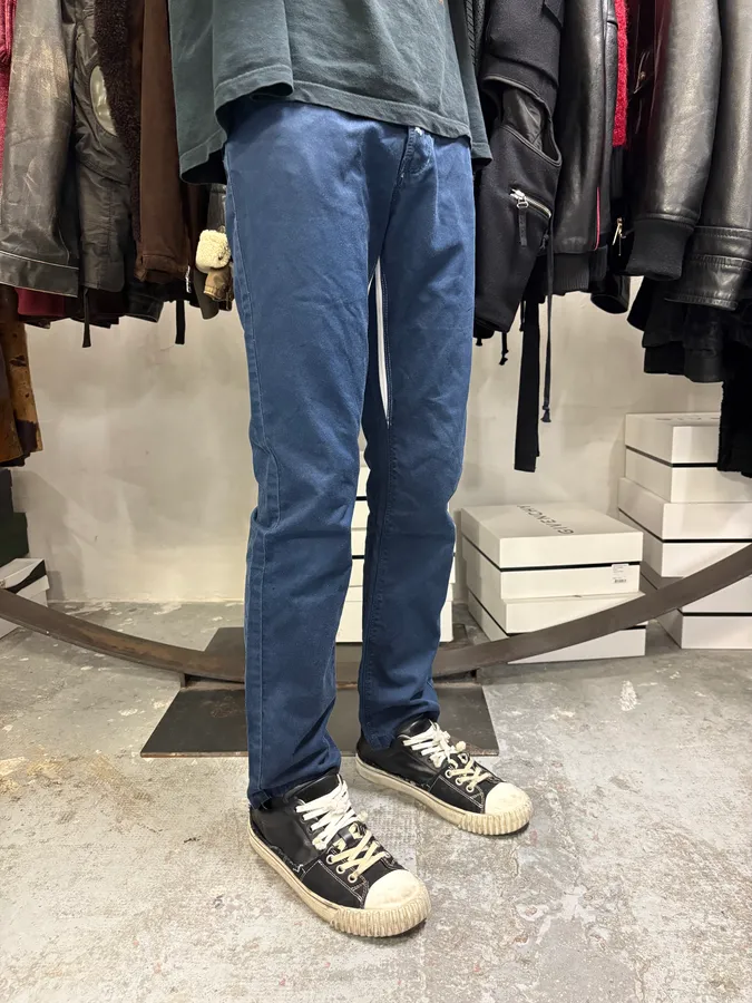 2000s Gucci Navy & White Avant-Garde Slim Pants - Image 4