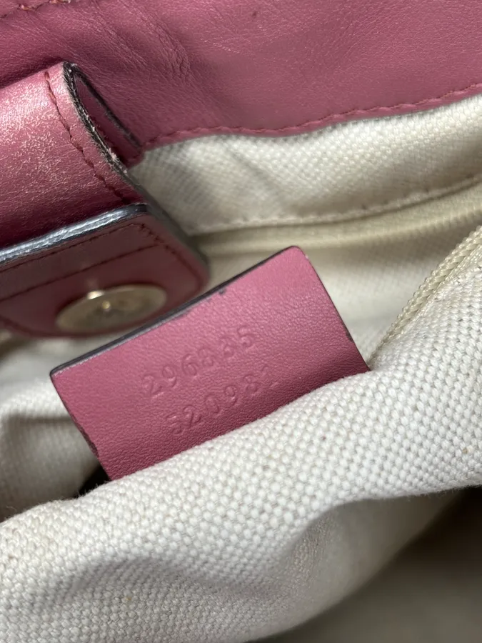 2000s Gucci Sukey Monogram Pink Leather Handle Bag - Image 18