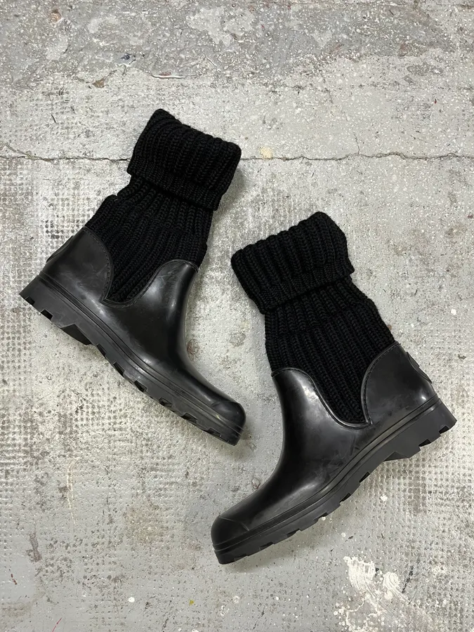 2000s Gucci Wool Hunter Black Boots - Image 3