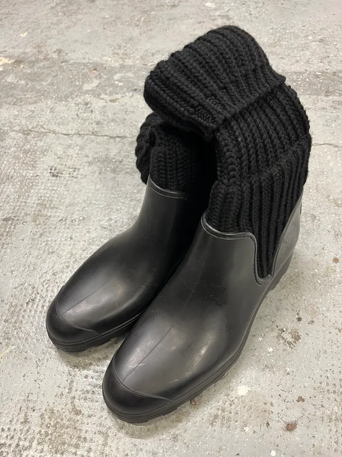 2000s Gucci Wool Hunter Black Boots - Image 5