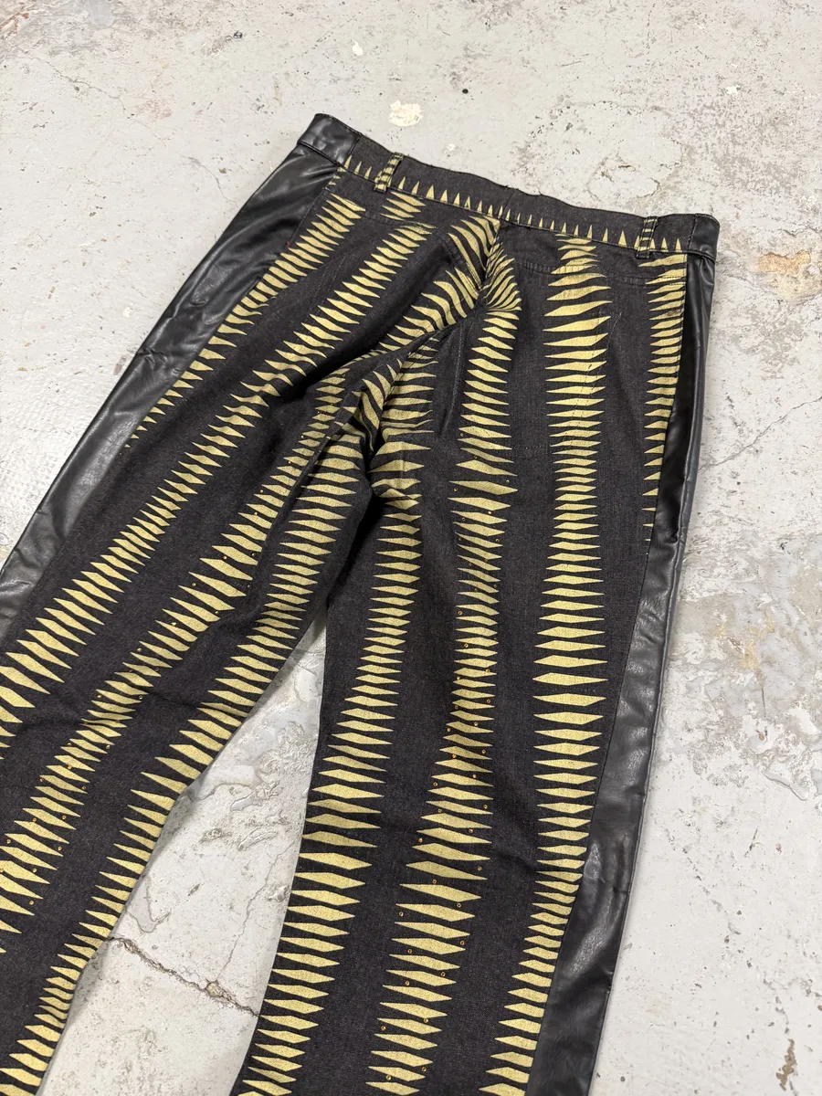 2000s Iceberg Black & Yellow Striped Irregular Faux Leather Pants - Image 9