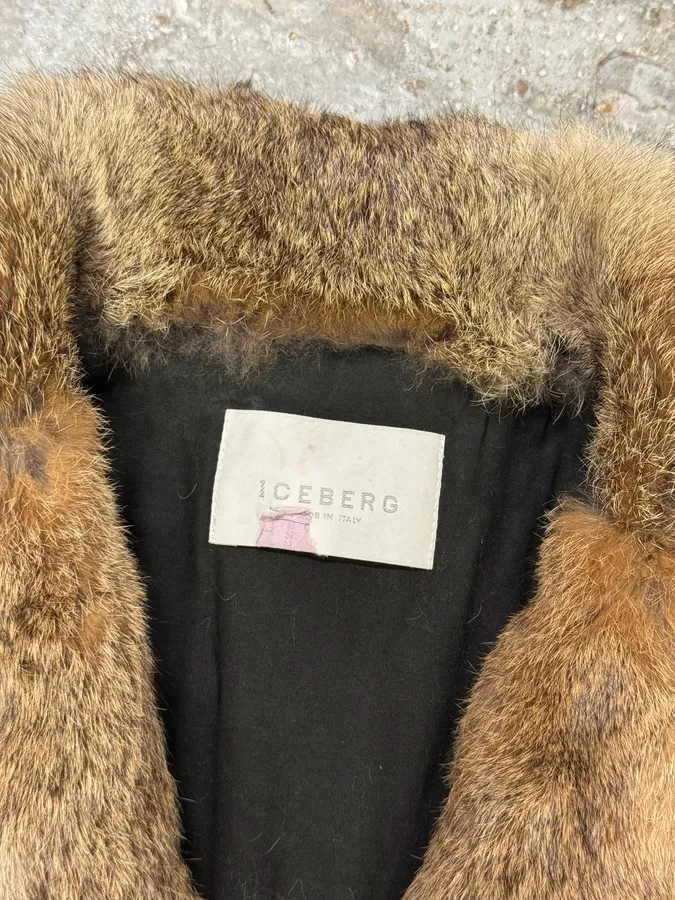 2000s Iceberg Fur Collar Black Corduroy Jacket - Image 5