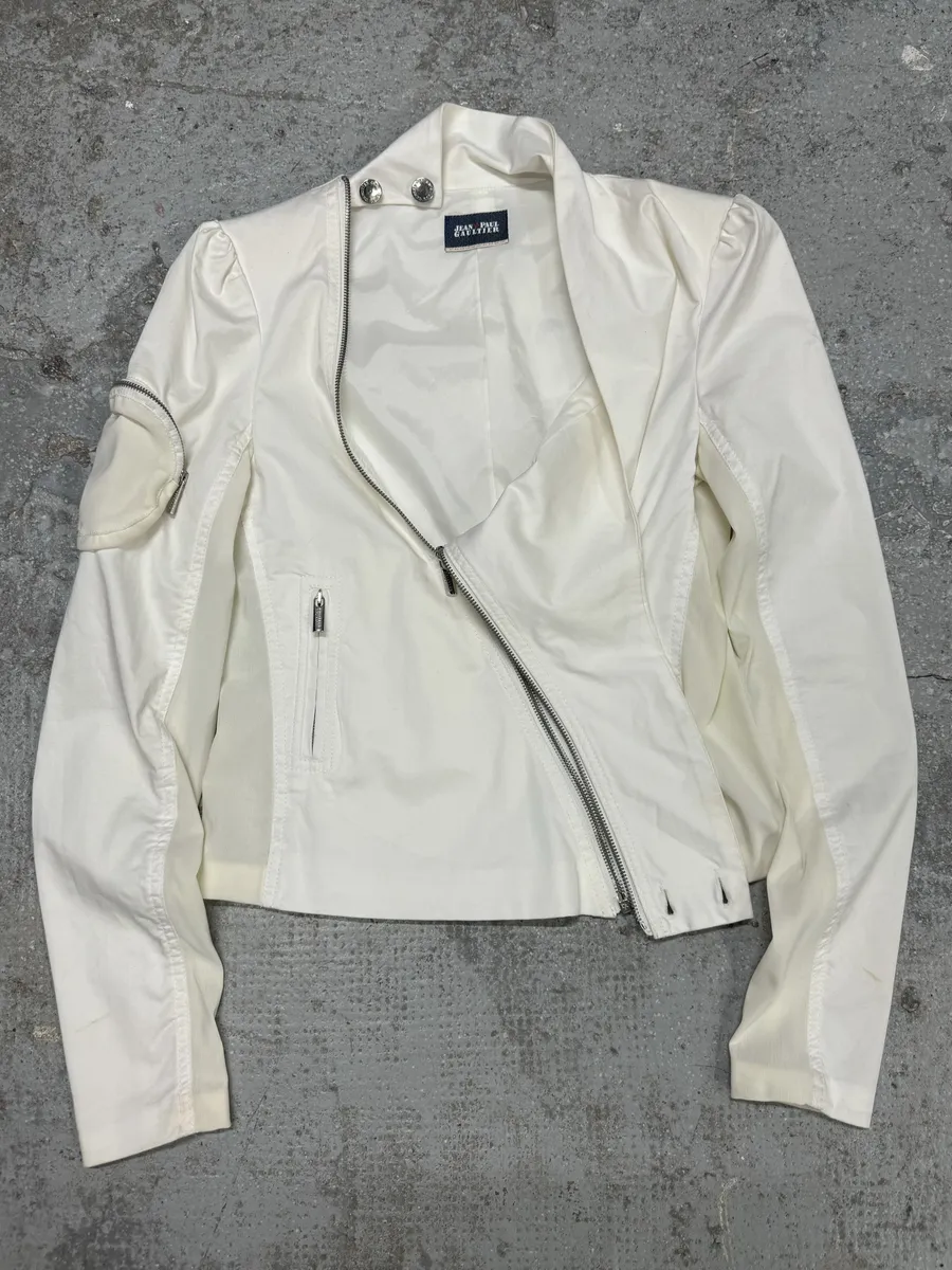 2000s Jean Paul Gaultier Asymmetrical Zip White Avant-Garde Jacket - Image 18