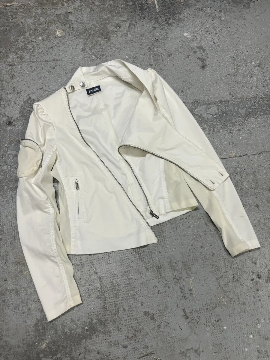 2000s Jean Paul Gaultier Asymmetrical Zip White Avant-Garde Jacket - Image 20