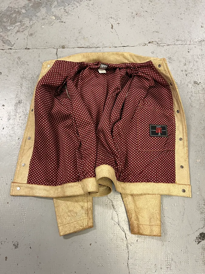 2000s Jean Paul Gaultier Cracked Beige Cropped Leather Jacket - Image 11
