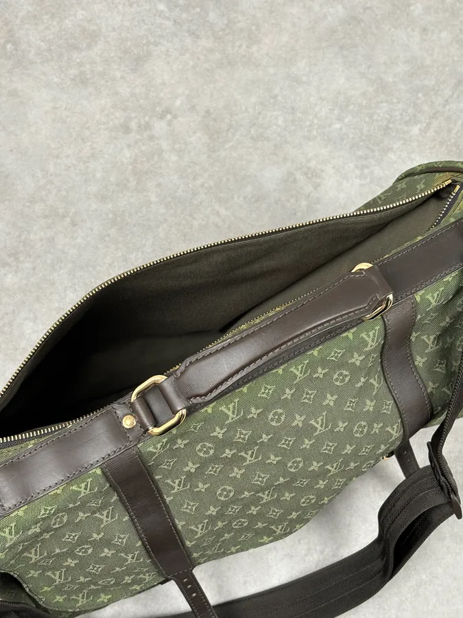 2000s Louis Vuitton Khaki Green Canvas Monogram Messenger Bag - Image 16