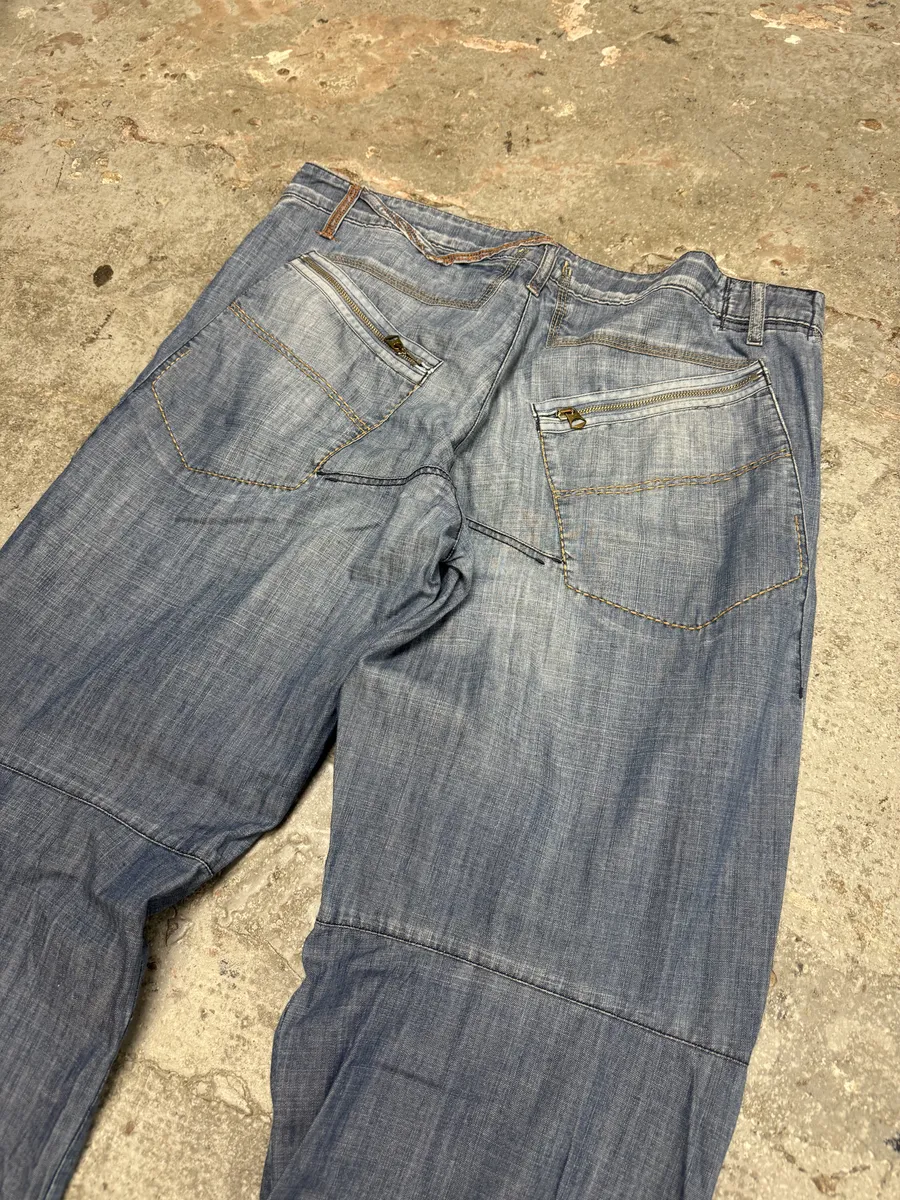 2000s Marithé + François Girbaud Blue Relaxed Cozy Jeans - Image 5