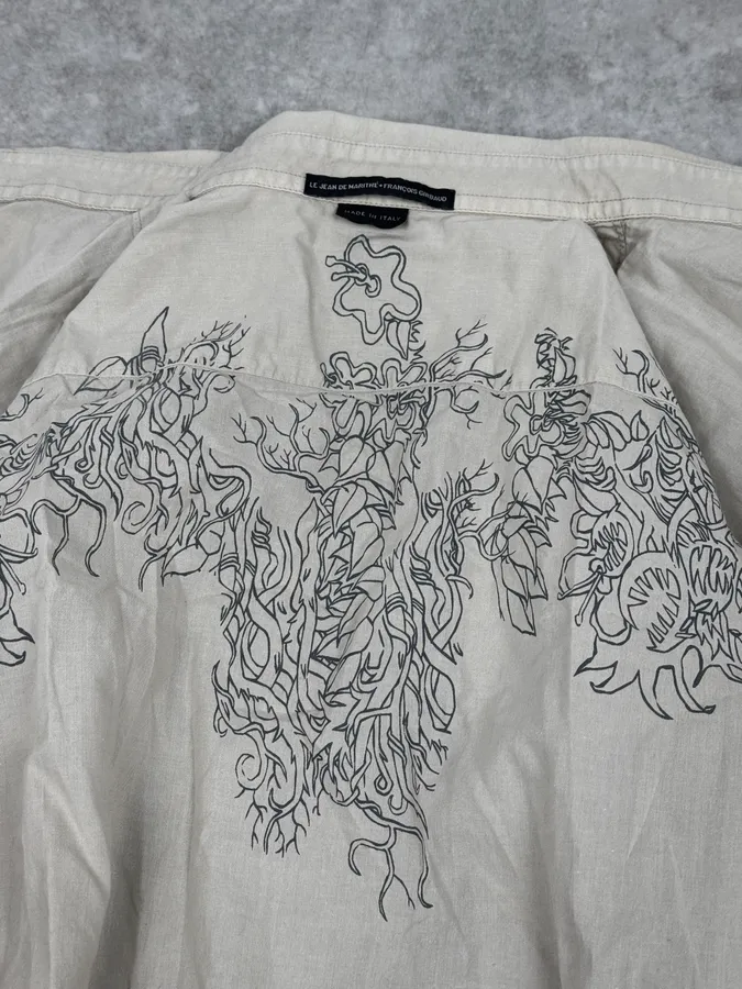 2000s Marithé + François Girbaud Beige Floral Royal Shirt - Image 10